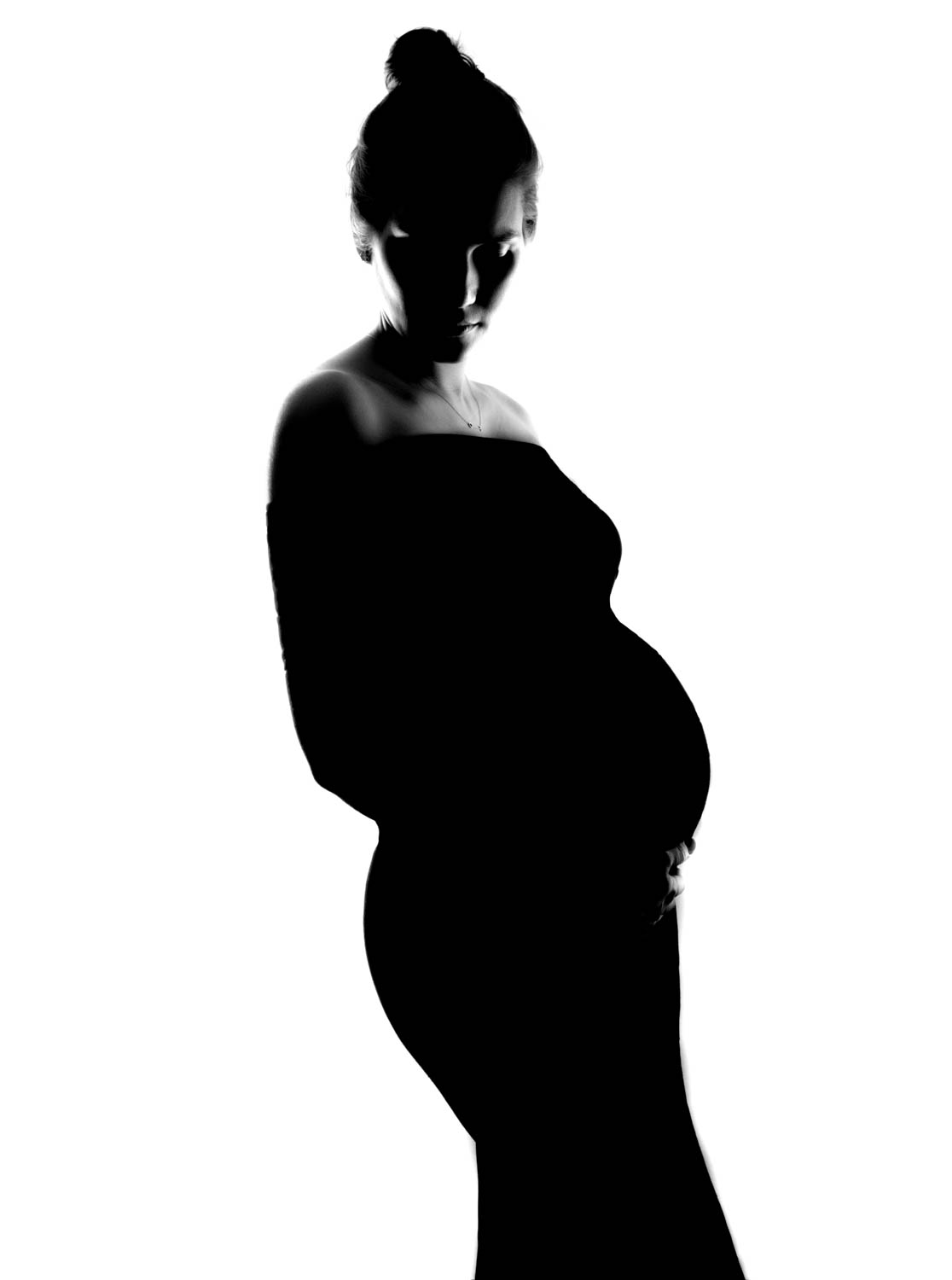 simple maternity portrait